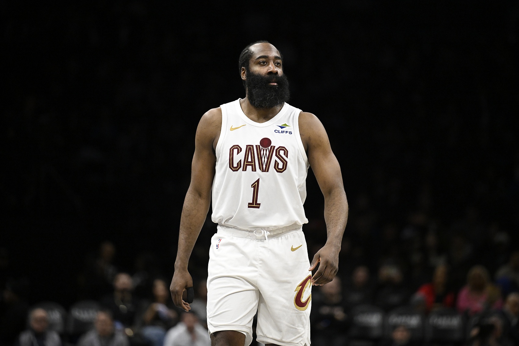 世界杯注册-媒体人:这支骑士是残阵 米切尔没打 但还是能与活塞一较高下