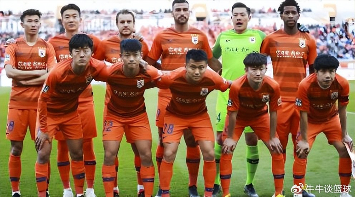 世界杯官方认证-鲁能队官宣迎来新合作伙伴,球迷为此给俱乐部点赞,值得期待|阿尔瓦罗|泰山队|中超|中卫|辽宁_新浪体育_新浪新闻
