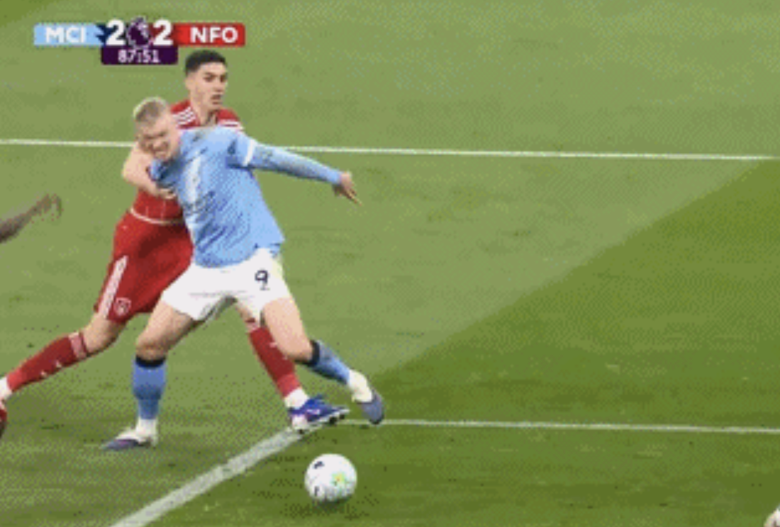 世界杯注册-英超保送阿森纳?曼城3疑似点球未判:哈兰德2次被放倒 裁判无视